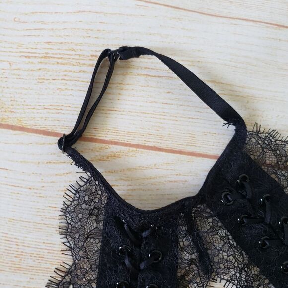 Victoria's Secret Eyelash Lace Mesh Keyhole Front Halter Bralette Black Medium - Picture 6 of 11